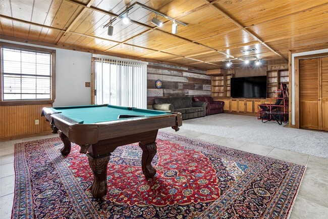 Building Photo - 1700 Co Rd 270