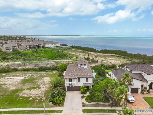 Building Photo - 133 Oleander Dr