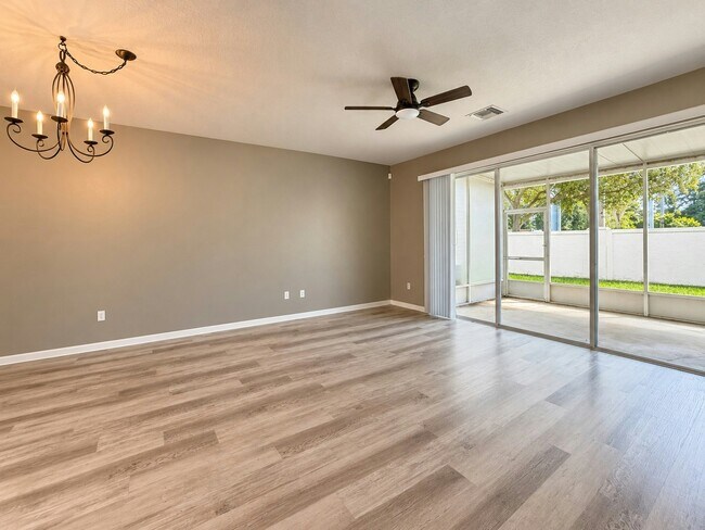 Building Photo - 5032 Pond Ridge Dr