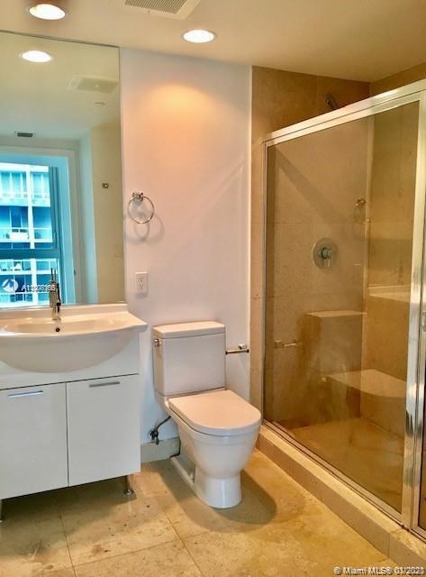 Building Photo - 475 Brickell Ave