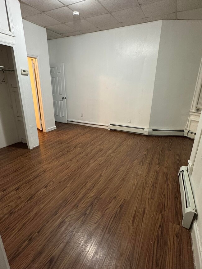 Building Photo - 1604 Central Ave