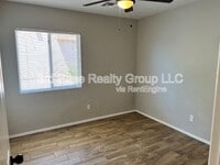Building Photo - 724 S 223rd Ln