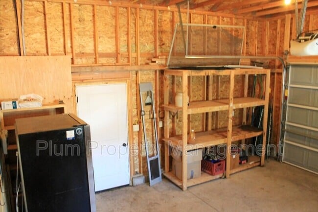 Building Photo - 1405 N Dickens St