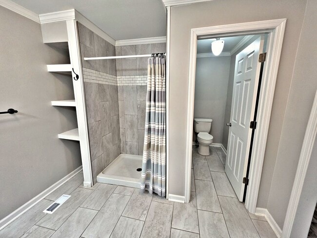 Building Photo - ***Move in Special *** HOUSE FOR RENT - PR...