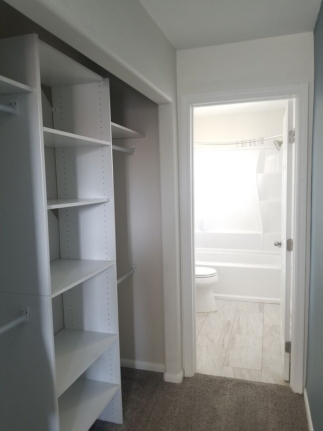 Building Photo - Exclusive Rental Home in Berry Neighborhood