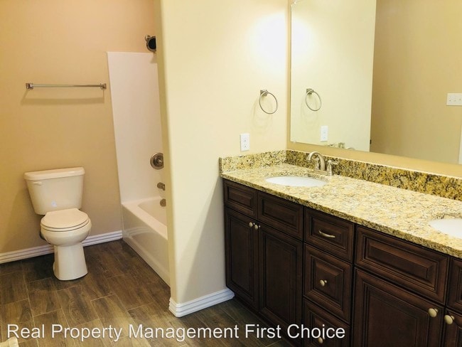 Building Photo - 9800 Mylea Cir