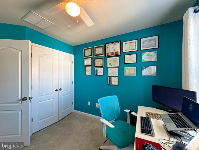 Building Photo - 2711 Coppersmith Pl