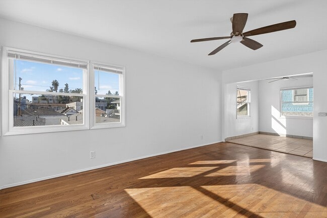 Interior Photo - 525-537 Chestnut Avenue