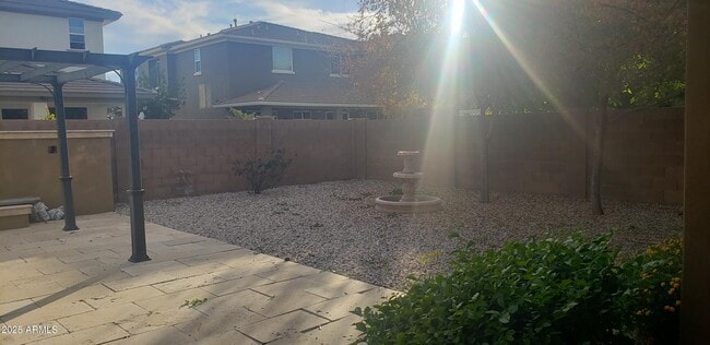 Building Photo - 3751 E Palo Verde St