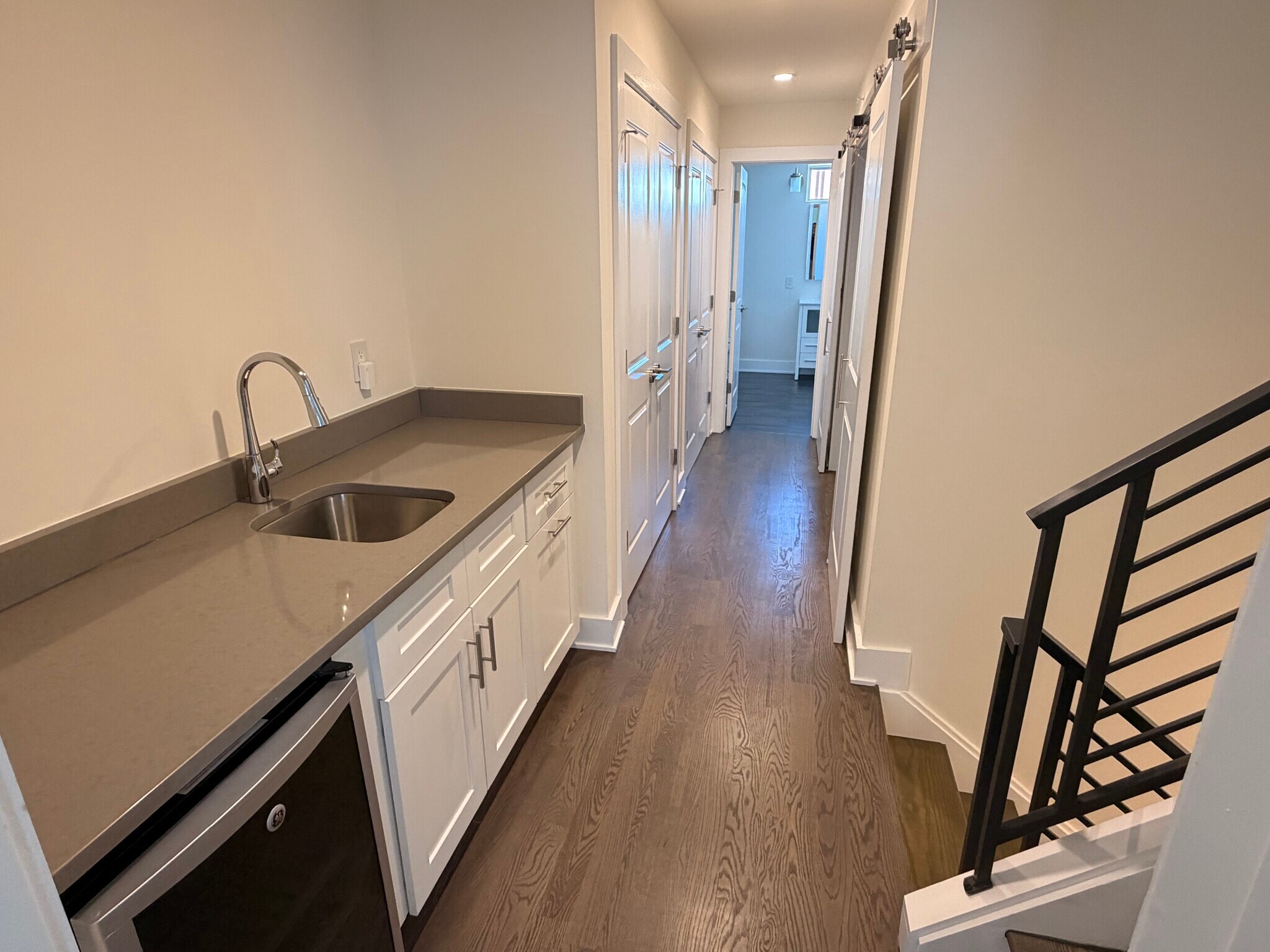 Building Photo - 2421 Manton St