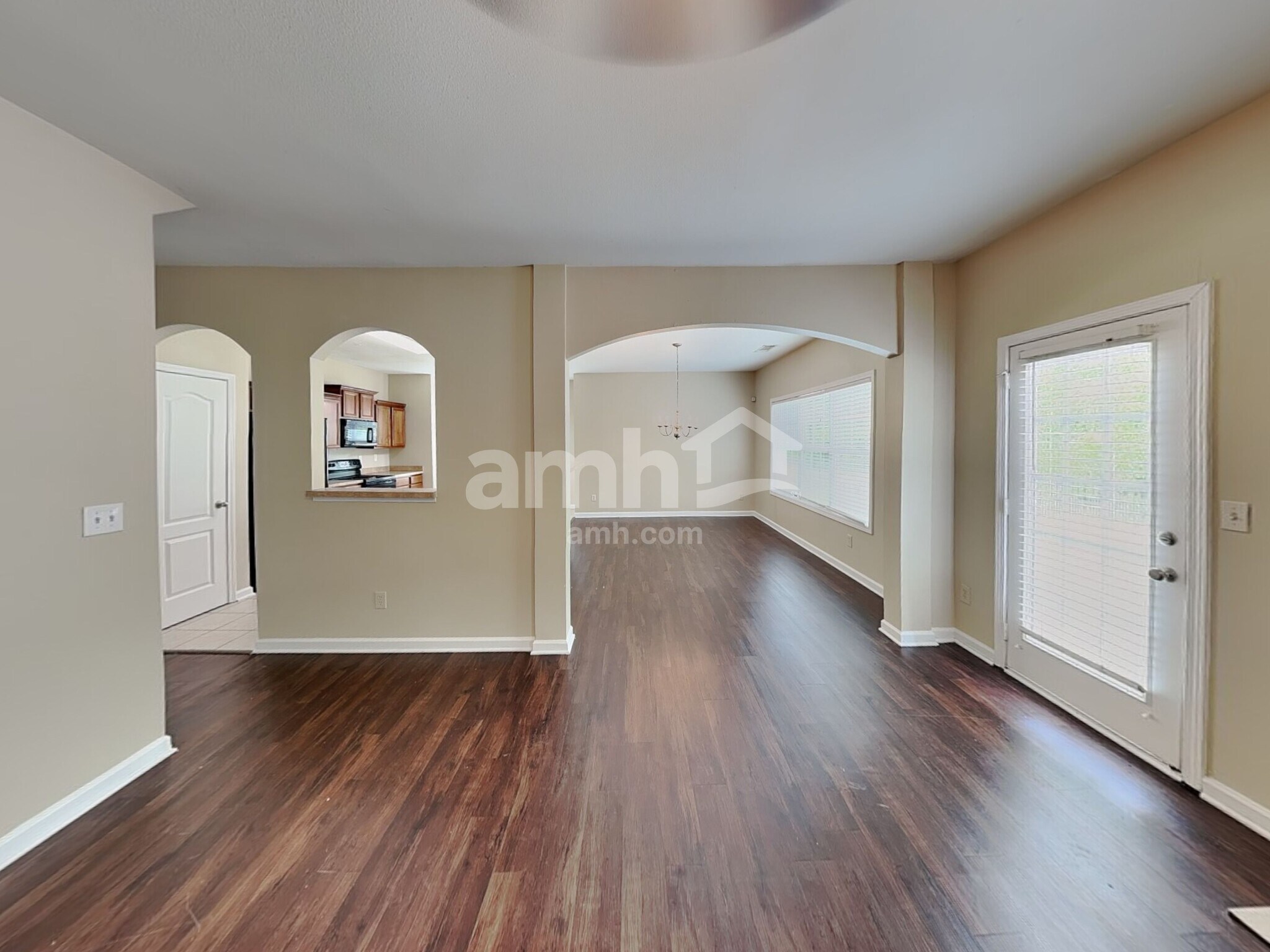 Building Photo - 6903 Grand Hickory Dr