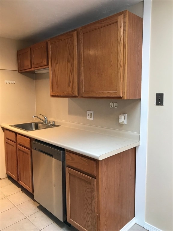 Building Photo - 96 Main St