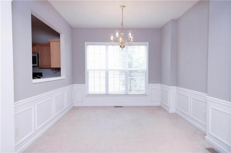 Building Photo - 6335 Waveland Dr