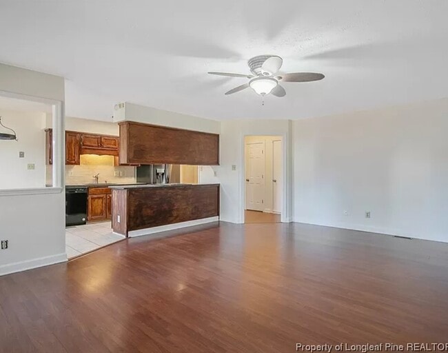 Building Photo - 6466 Brookshire St