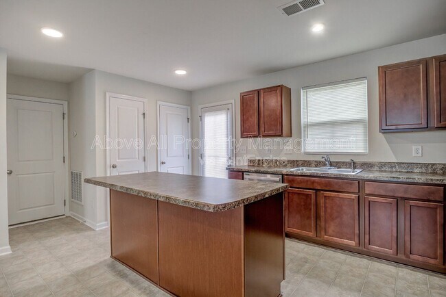 Building Photo - 1026 Bent Willow Dr