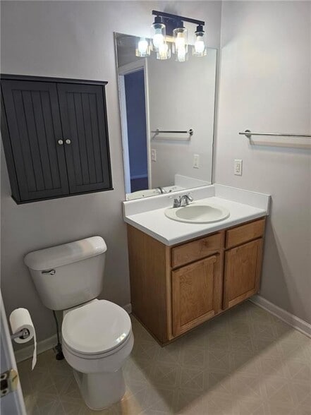 Building Photo - 5425 Village Green Square