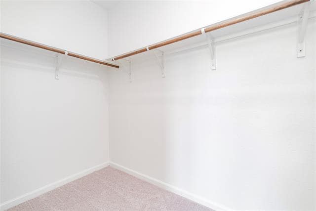 Building Photo - 772 Wellington Dr