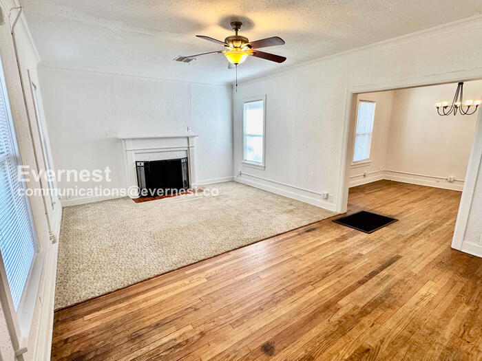 Building Photo - 1516 W Bowen Pl