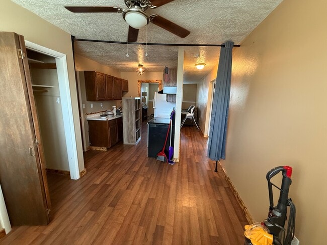 Building Photo - 310 N 9th Ave