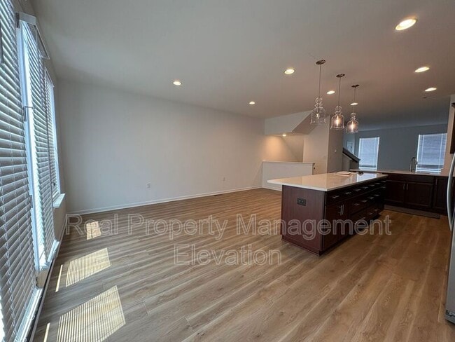 Building Photo - 602 Hemsworth Ln