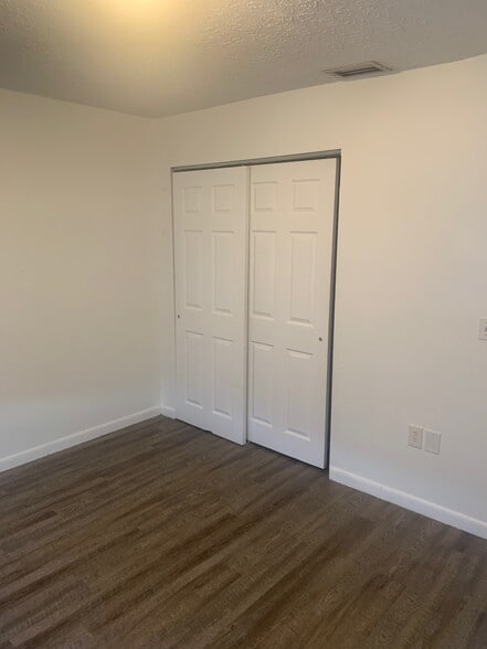 Building Photo - 4405 Garden Ln