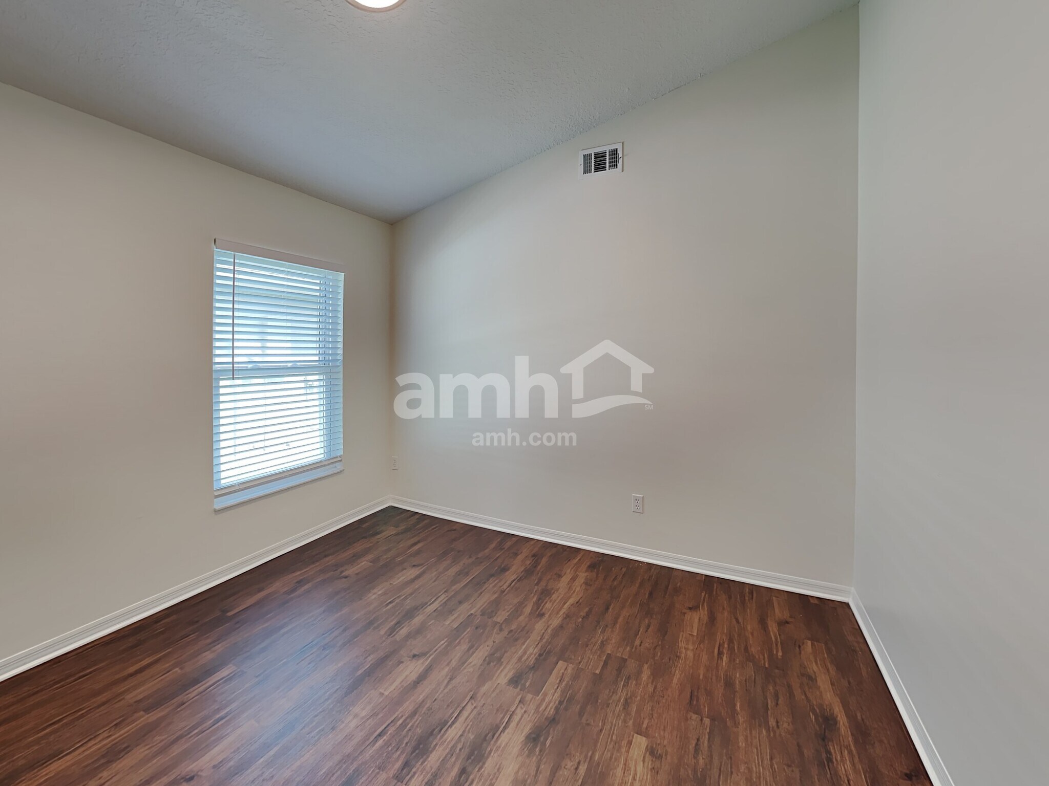 Building Photo - 11429 Kenley Cir