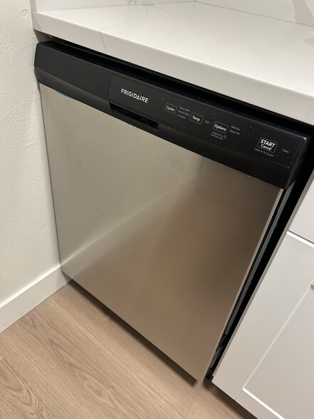 DISHWASHER - 5259 Corteen Pl