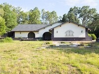 Building Photo - 565 N Idle Terrace