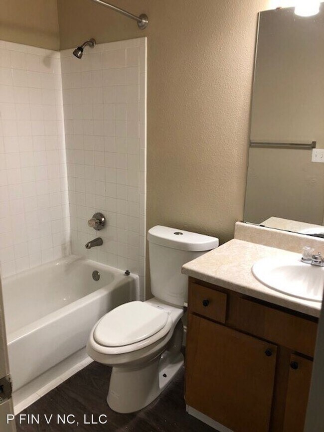 Building Photo - 4 br, 2 bath House - 106 Barnsbury Ct