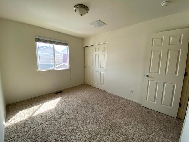 Bedroom 2 - 10678 Upper Ridge Rd