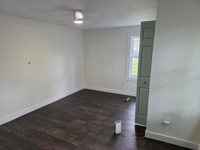 Building Photo - 2129 Eddystone Ave