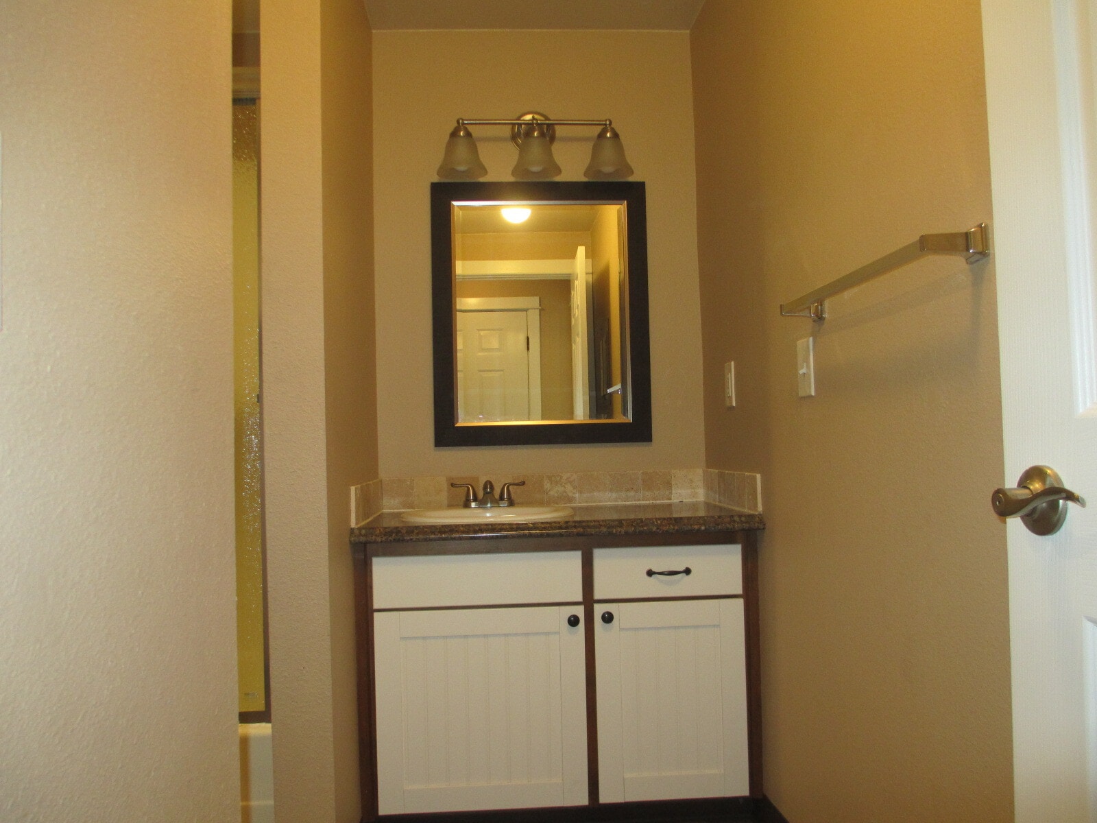 Building Photo - 3322 NE Lancaster St