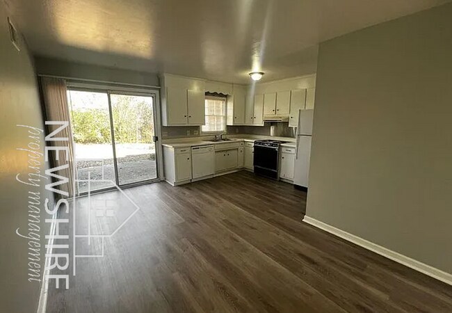 Building Photo - 1 Hartsville Dr
