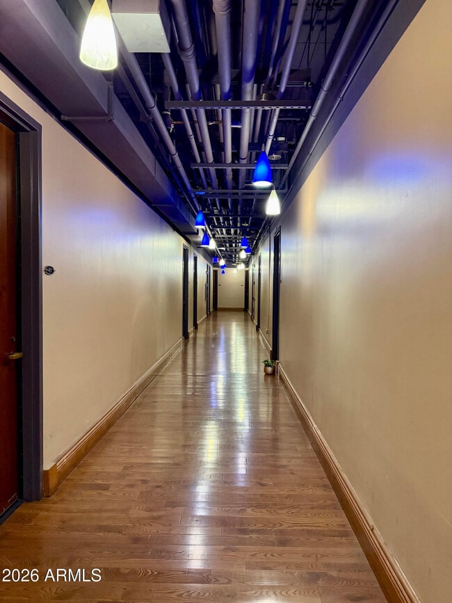 Building Photo - 21 E 6th St