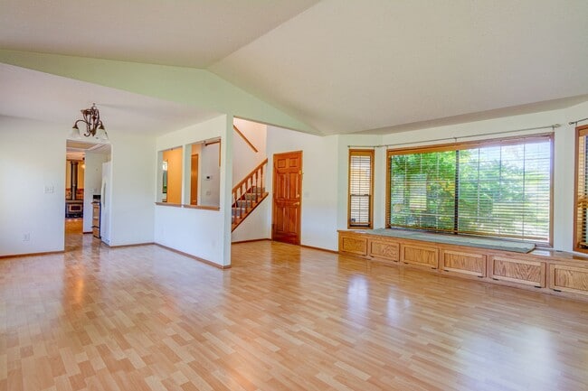Building Photo - Beautiful Westside Oak Harbor Home Near Sunset Beach – 3 Bed + Bonus Room