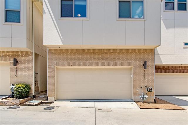 Building Photo - 7867 Verona Pl