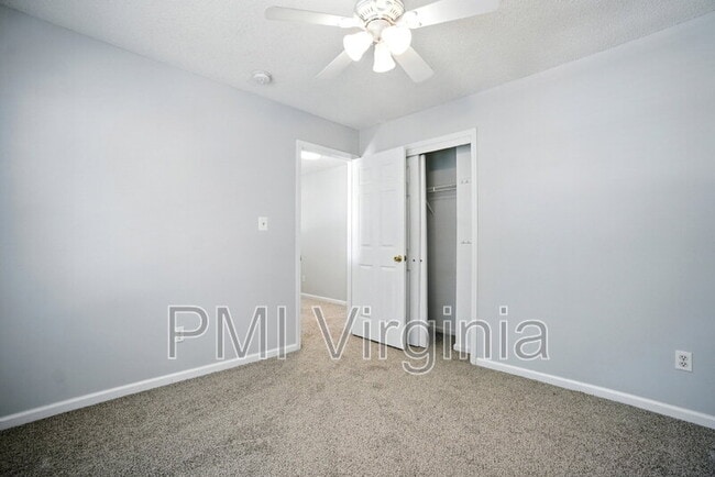 Building Photo - 312 Hickory Hinge Way