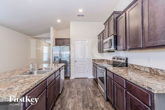 Building Photo - 8078 Cape Fox Dr