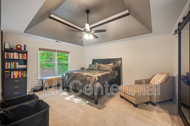 Building Photo - 2506 Retreat Dr NE