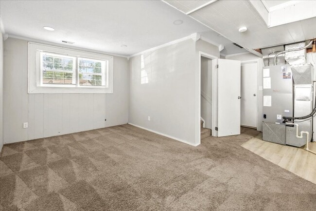 Building Photo - 9408 Big Ben Cir