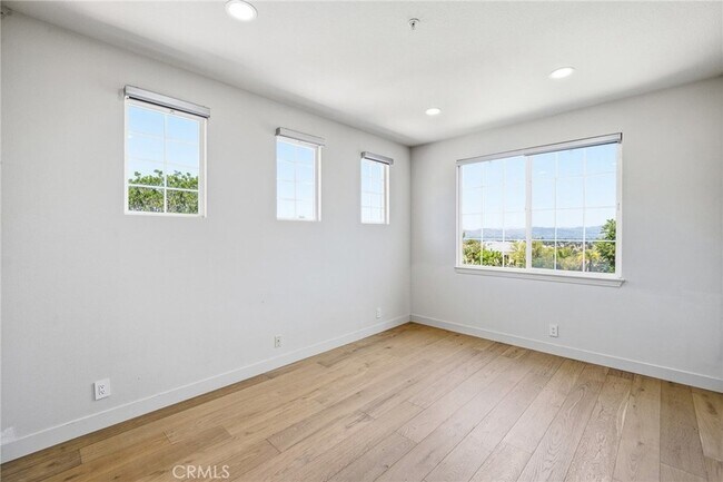 Building Photo - 3844 Rock Hampton Dr
