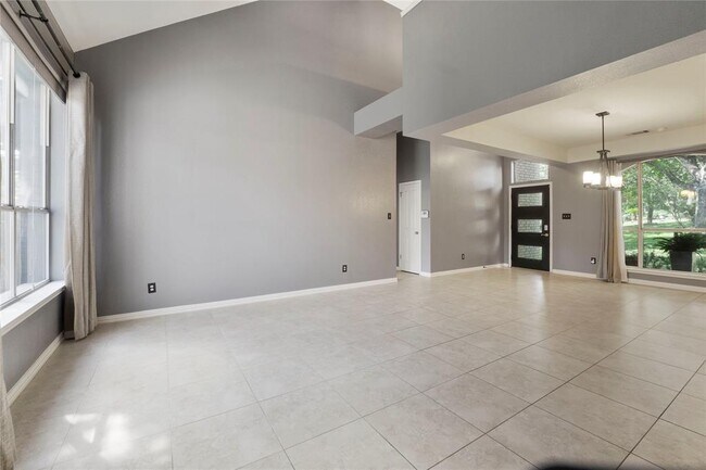 Building Photo - 7201 Breezy Pass Cove