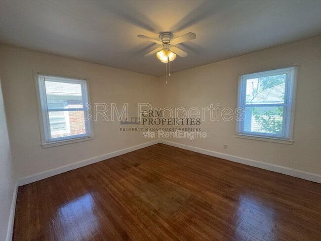 Building Photo - 933 N Linwood Ave