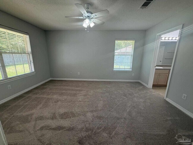 Building Photo - 4902 Chads Cir