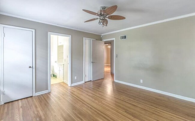 Building Photo - 3842 S Trenton Ave