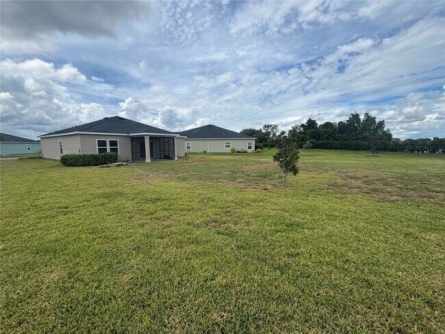 Building Photo - 9145 SW 58th Cir
