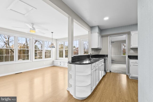 Building Photo - 6321 Higham Dr