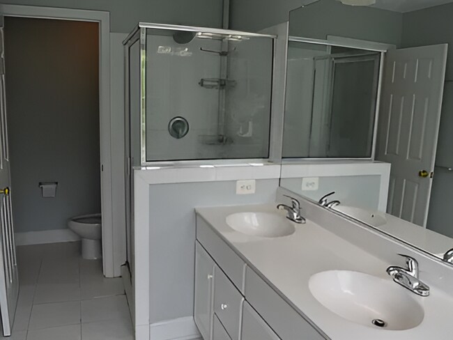 Building Photo - 2460 Terra Cotta Cir