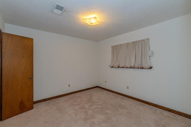 Building Photo - 475 Marceline Blvd