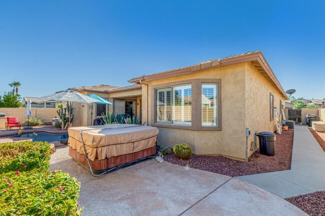 Building Photo - 3084 E Capricorn Way